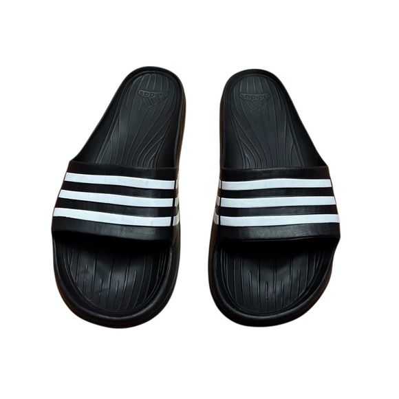 NEW, Adidas, Women’s Adilette Aqua Slides, Black & White, Size 9 ☀️ - Picture 4 of 8
